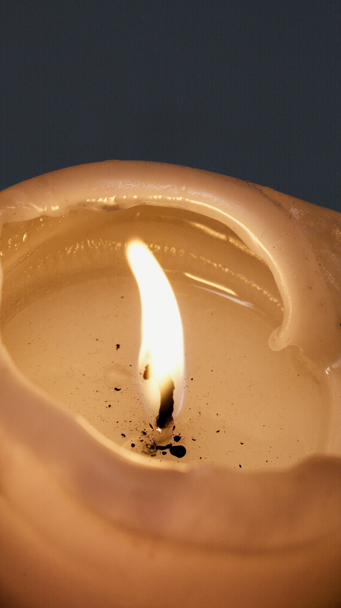 Tunneling Candle